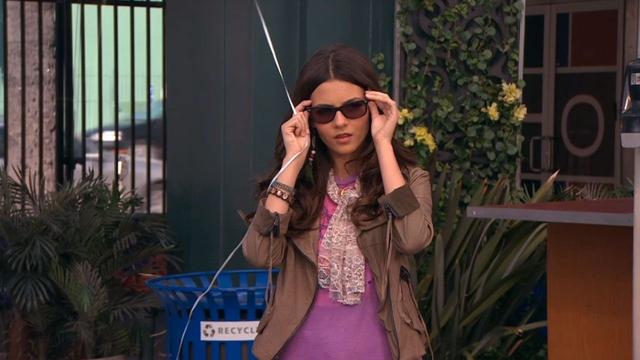 Victorious 3x1
