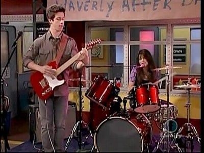 Los Hechiceros de Waverly Place 2x11